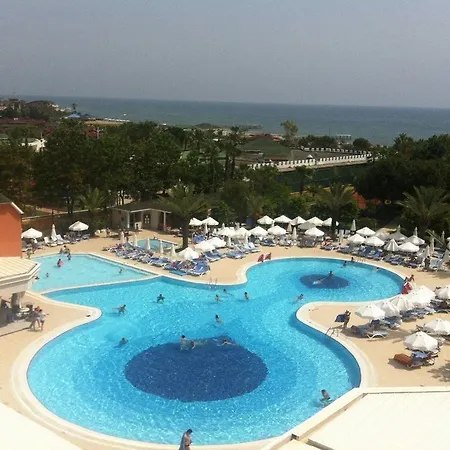 Insula & Hotel 5*