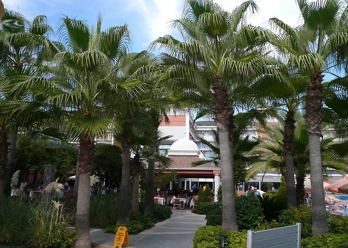 Insula & 5* Алания